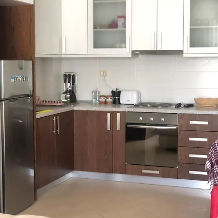 La Casa Di Rozina X3 فلورا