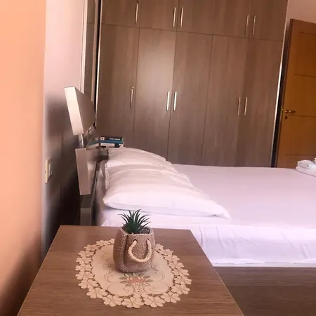 La Casa Di Rozina X3 * فلورا