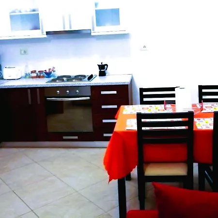 Blue Horizon Lungo Mare Apartment