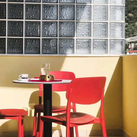 Blue Horizon Lungo Mare Apartment *